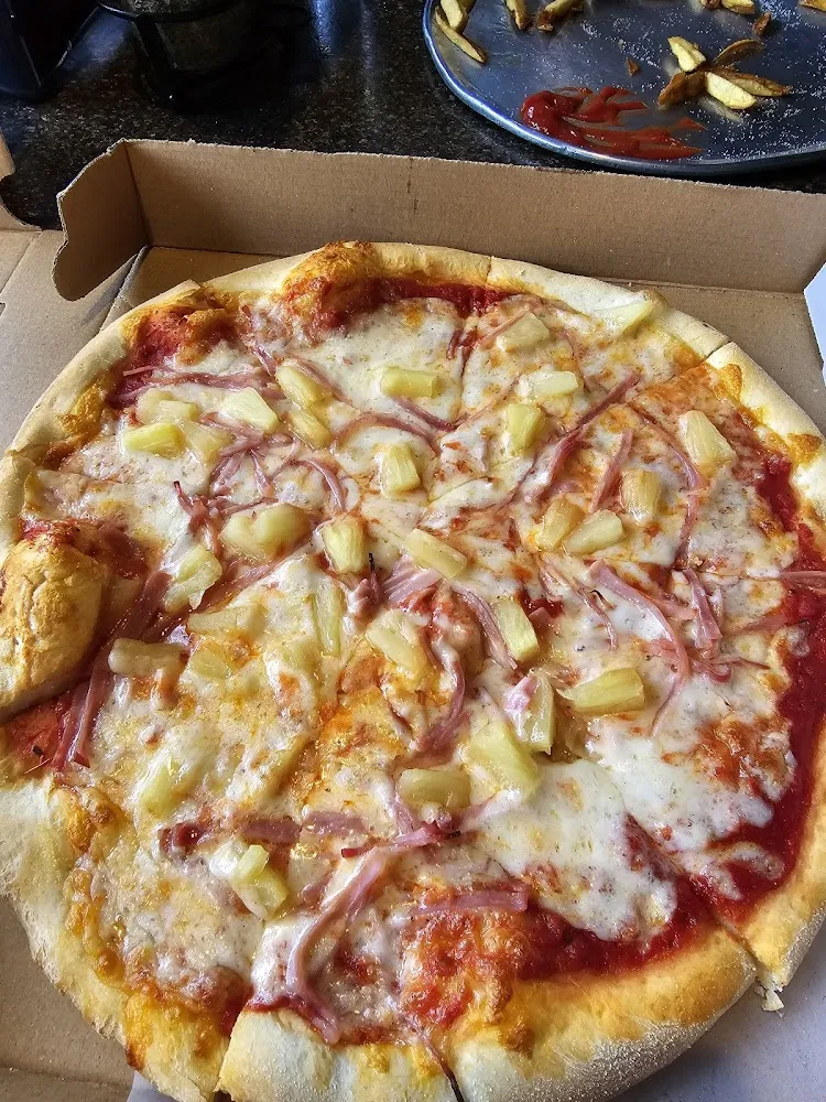 Hawaiian Pizza